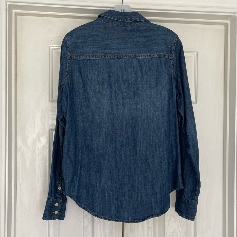 NWOT Universal Thread 100% cotton chambray button front long sleeve shirt - Picture 4 of 7